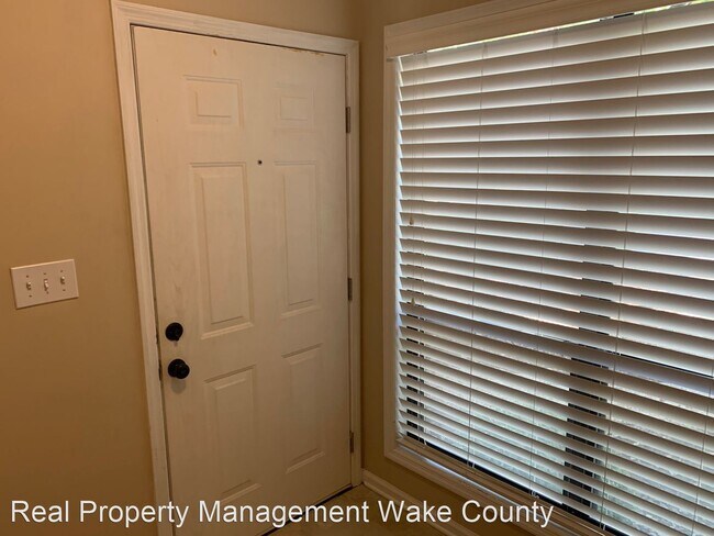 Building Photo - 2 br, 2.5 bath House - 632 Applecross Drive