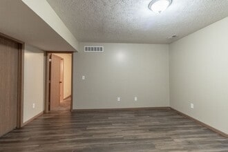 Building Photo - 2849 W Rose St