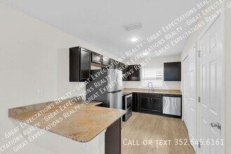 Building Photo - 15 Laurel Pass