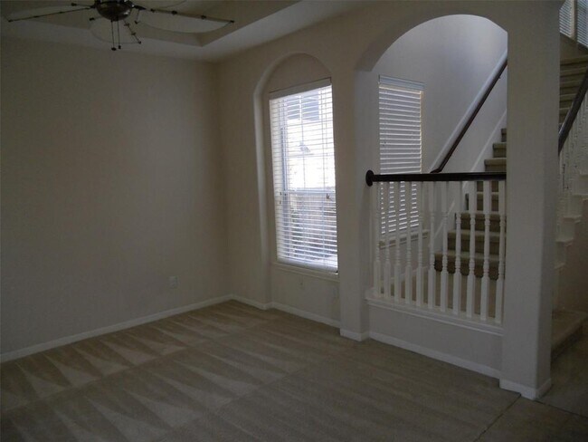 Foto del edificio - 21607 Spring Vine Ln