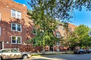 Primary Photo - 3007 N Clifton Ave