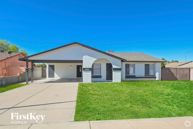 Building Photo - 1230 S Briar