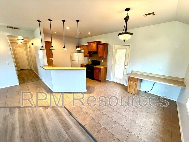 Foto del edificio - 520 S Castle Ridge Ln