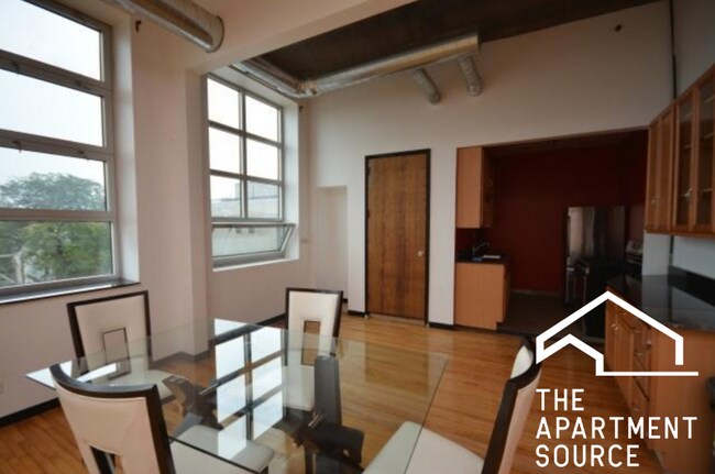 Foto del edificio - 2412 W North Ave