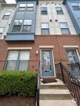 Building Photo - 4159 Rush St