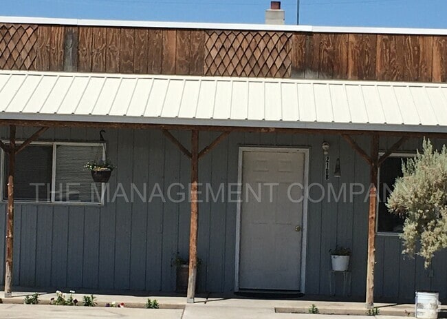 Building Photo - 210 Monroe St W