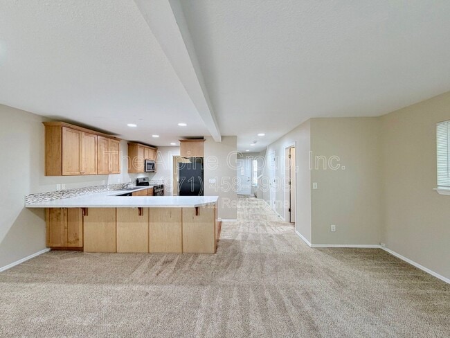 Building Photo - 3986 SW Pinewood Way