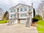 Foto principal - 7493 Shisler St NE