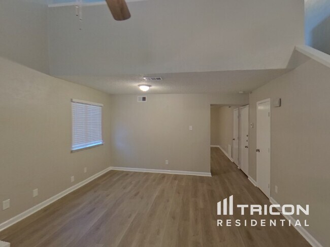 Foto del edificio - 2908 Lemmontree Ln