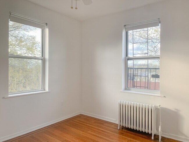 Foto del edificio - 7505 Palisade Ave