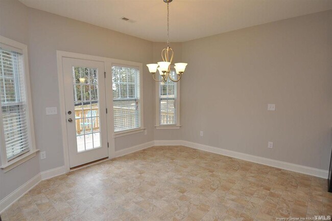 Foto del edificio - 1408 Forest Fern Ln