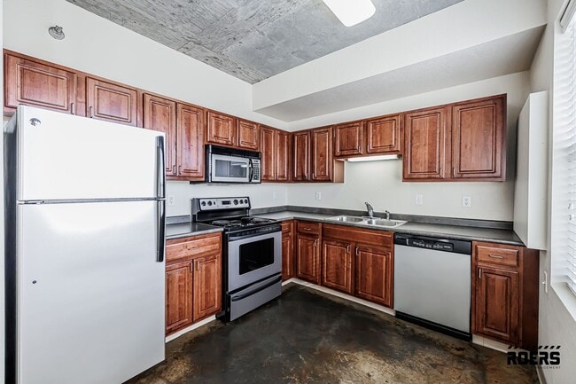 Interior Photo - 1919 Flats