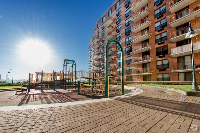 Building Photo - Hoboken South Waterfront