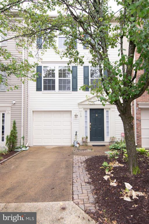 Building Photo - 110 Ingle Pl