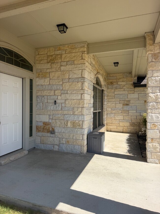 Foto del edificio - 1114 Emerald Gate Dr
