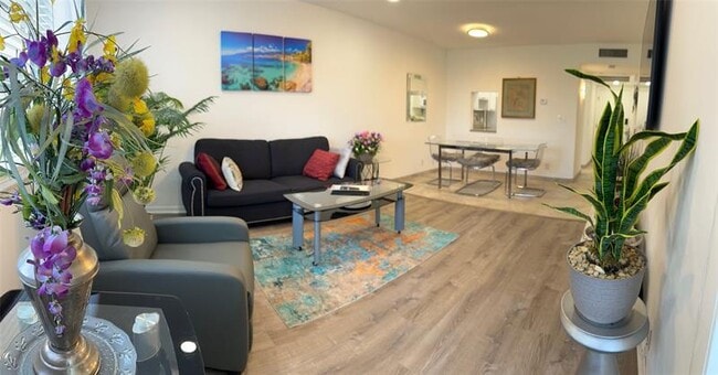 Foto del edificio - 2309 Park Ln