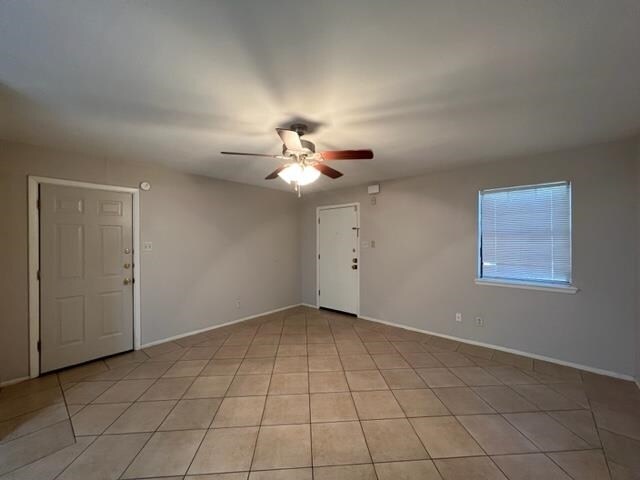 Building Photo - 5320 Cypress Dr