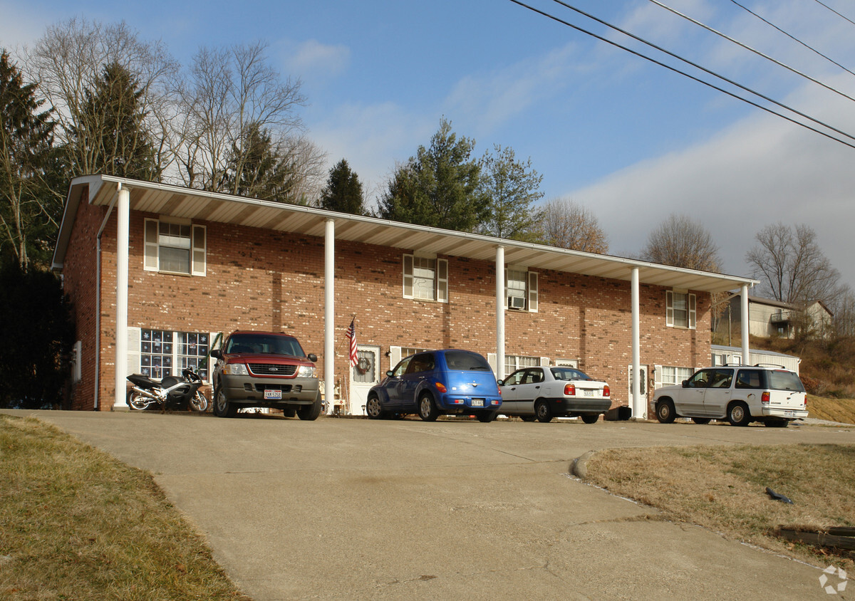 Primary Photo - Colonial Terrace Apartments