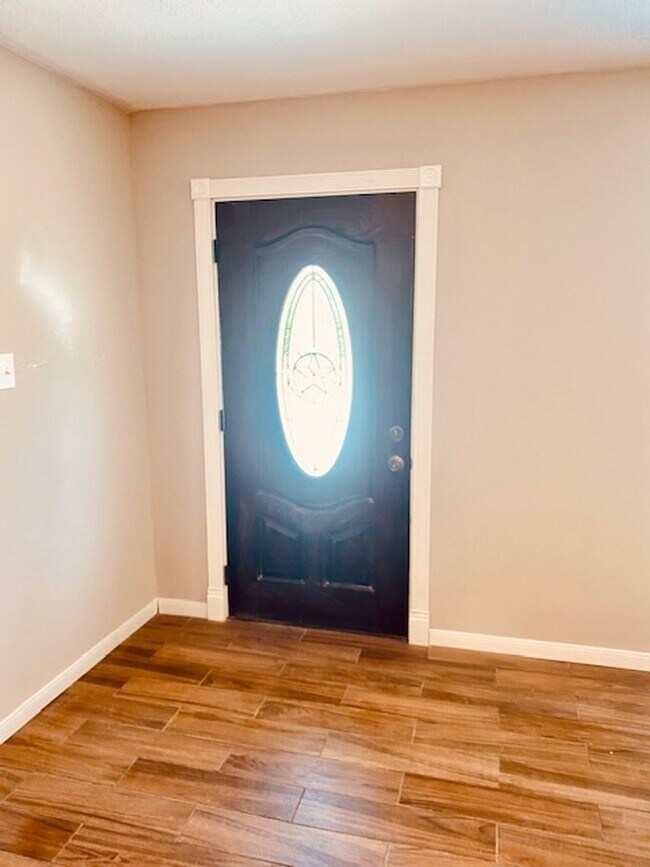 Foto del edificio - REMODELED 3 BEDROOM 2.5 BATH HOME CLOSE TO DOWNTOWN HOUSTON