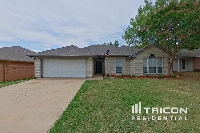 Building Photo - 7464 Arbor Hill Dr