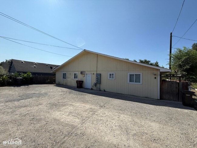 Building Photo - 2508 Willow St