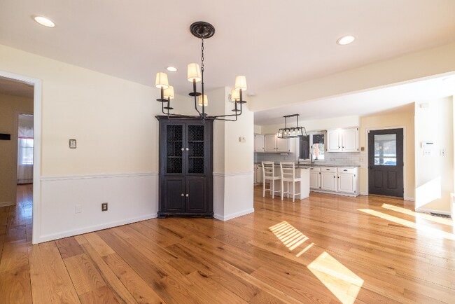 Foto del edificio - 37 N Chapman Rd