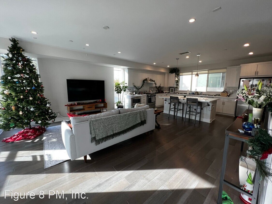 Foto principal - 3 br, 4 bath House - 12009 Emery Ln