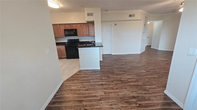 Building Photo - 2600 Robert Trent Jones Dr