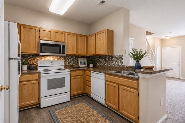 Foto del edificio - Falls Creek Apartments and Townhomes
