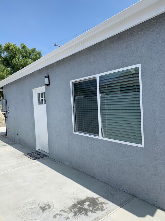 Frente del apartamento - 3932 Walgrove Ave