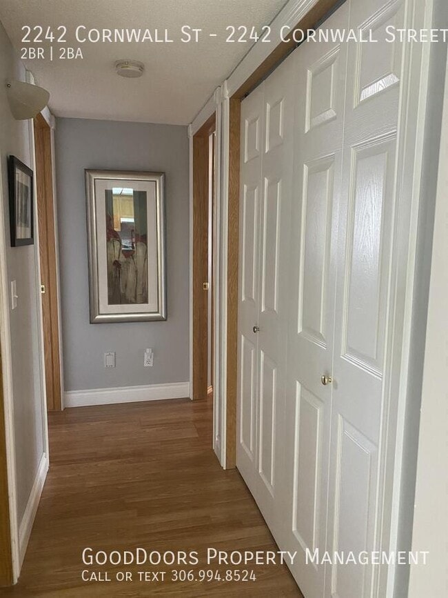 Building Photo - 2242 Cornwall St