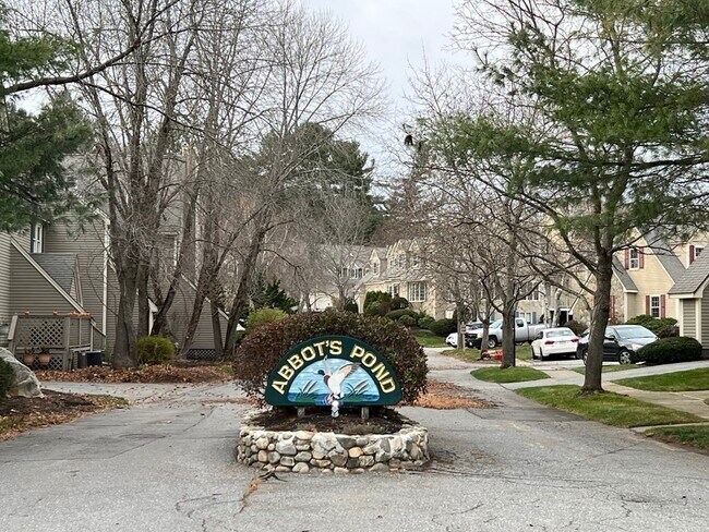 Foto del edificio - 16 Montvale Ave