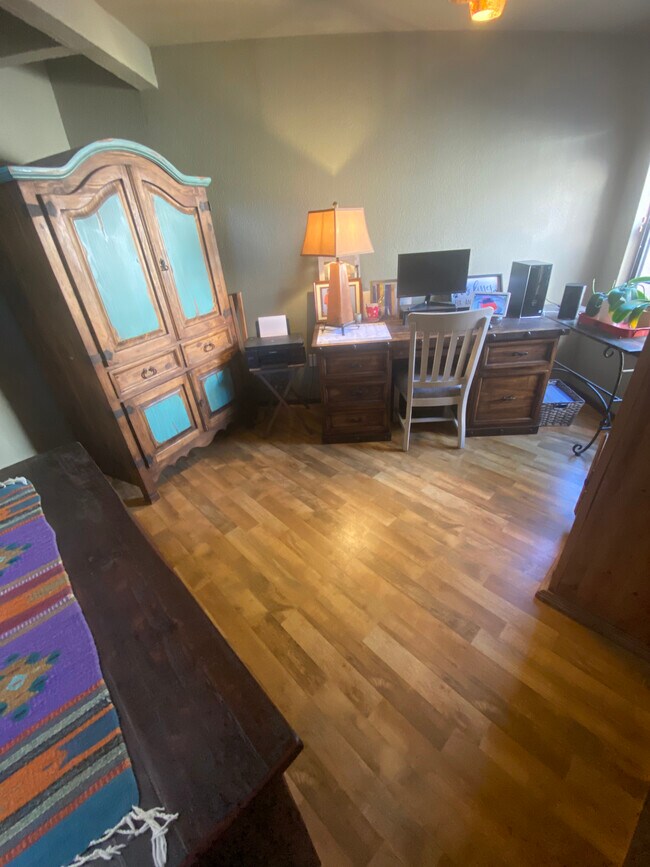 Building Photo - 2186 Sugar Pine Way