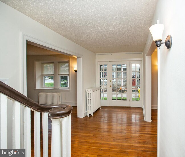 Foto del edificio - 1 Dreycott Ln