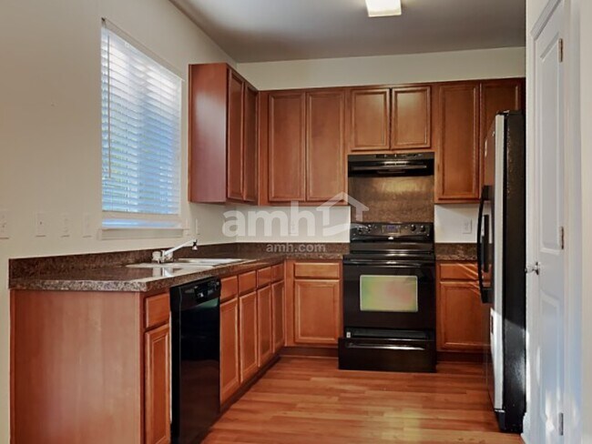 Foto del edificio - 8878 Arbor Glen Dr