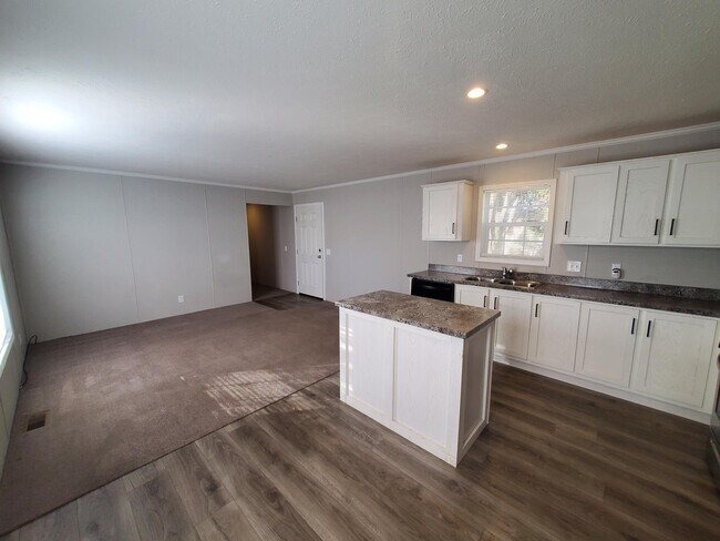 Foto del edificio - 12 Sparrow Hill Dr