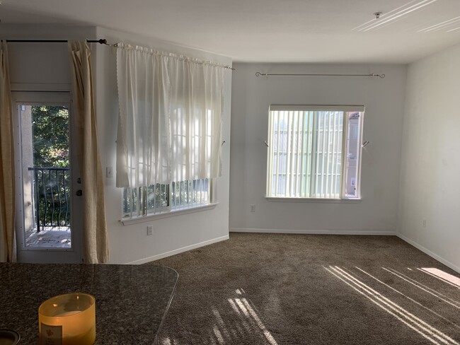 Building Photo - 4200 E Commerce Way