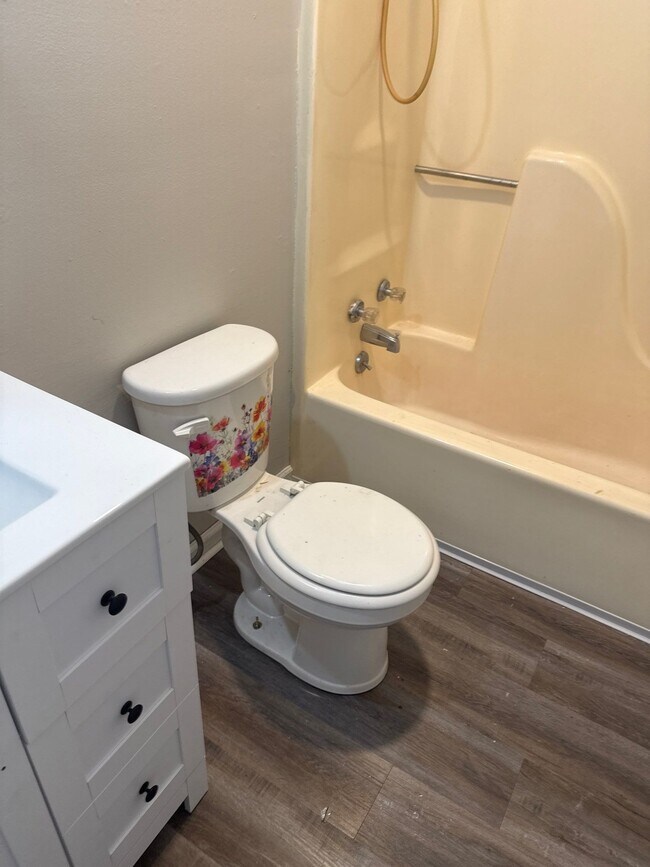 Foto del edificio - 38 W Cooper St