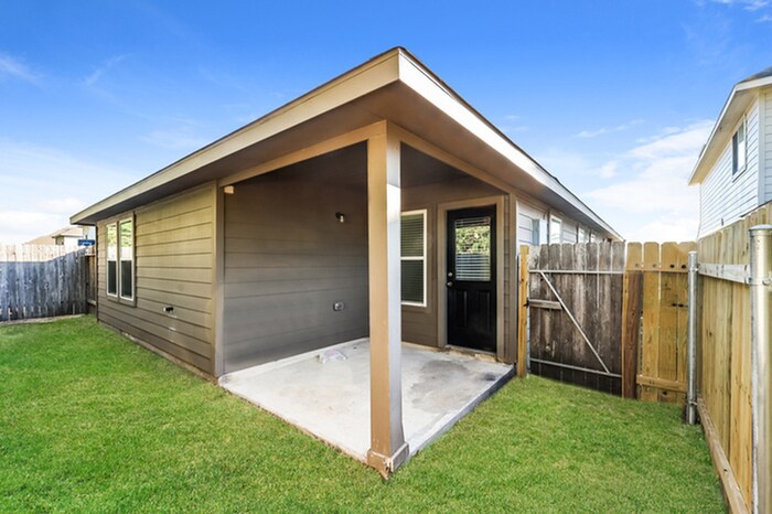 Foto del edificio - 9923 Piave Drive