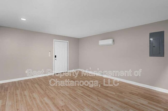 Building Photo - 786 Winding Hills Ln