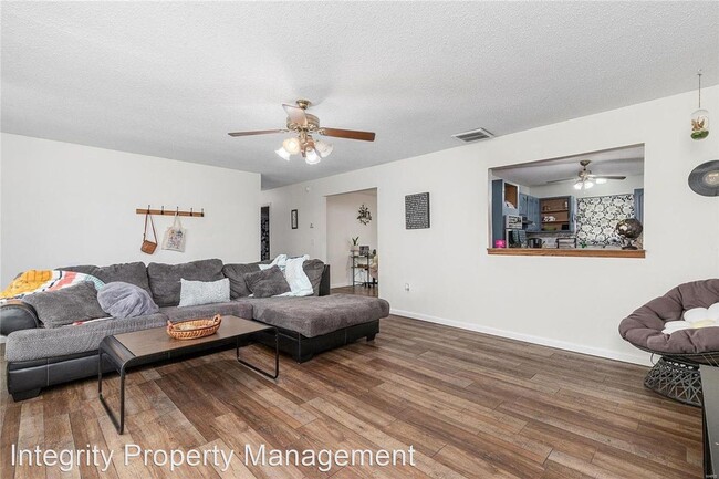 Foto del edificio - 3 br, 2 bath House - 130 Jh Williamson Jr Ct