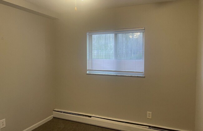 Foto del edificio - 550 Lowell Ave