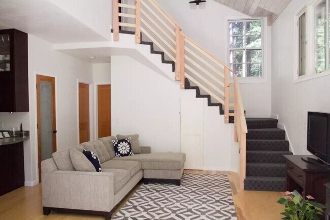 Foto del edificio - 15328 Glandy Glen Ln