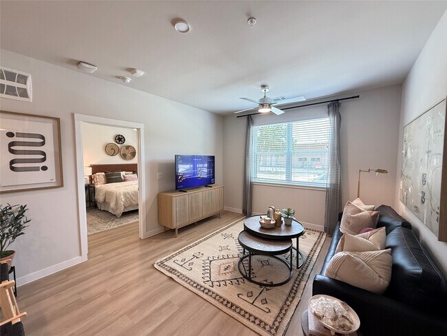 Foto del edificio - 1610 Campbell Rd