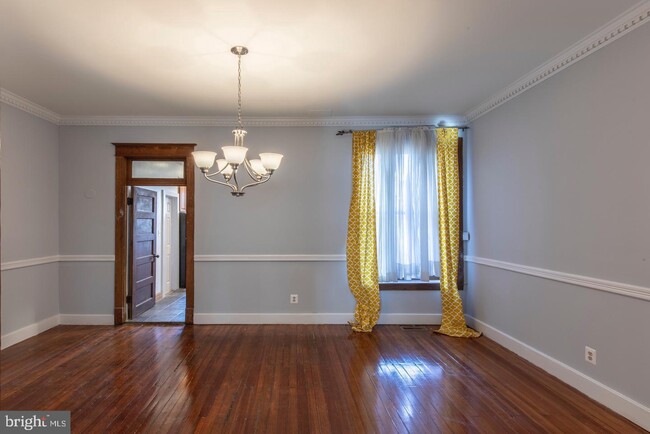 Foto del edificio - 33 Adams St NW