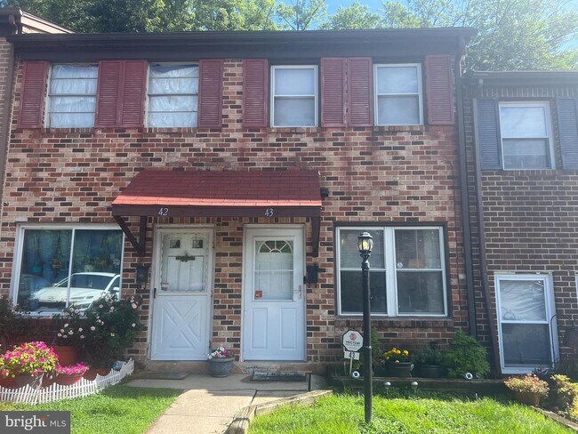 Foto del edificio - 43 Park Valley Ln