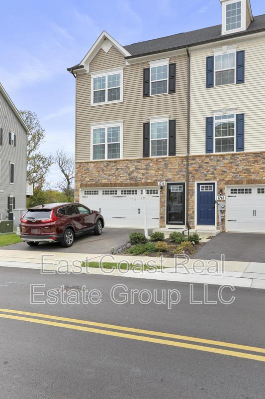 Building Photo - 1716 Atlas Dr