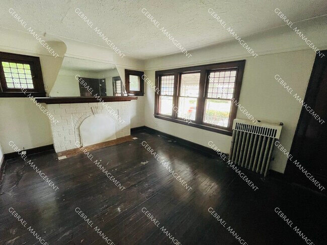 Building Photo - 17144 Santa Rosa Dr