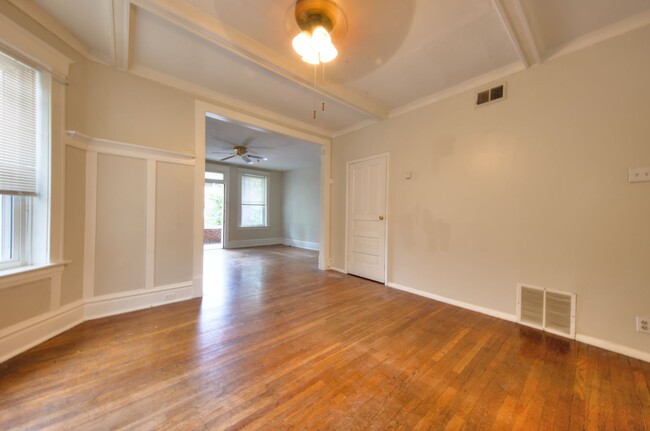 Building Photo - 3111 Portis Ave