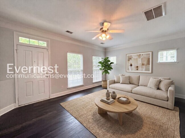 Building Photo - 2 Bed/2.5 Bath Townhome with Fenced Yard & Garage / Pet-Friendly / Available Now!